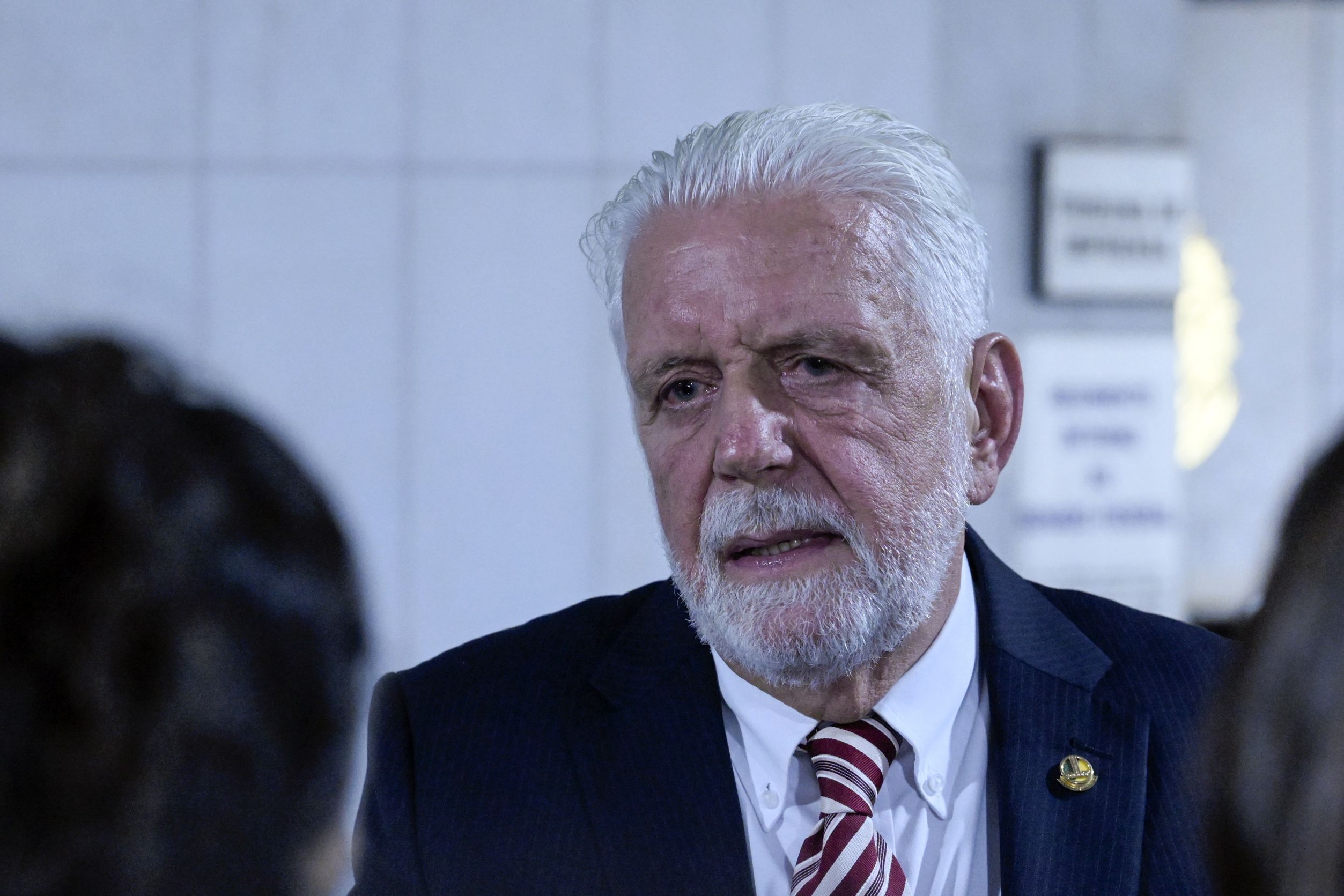 Defesa de Jaques Wagner recorre ao STF para anular operação da PF no caso Master