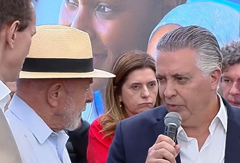 Damião pede ajuda de Lula e Padilha para 'equacionar a conta' de BH na saúde