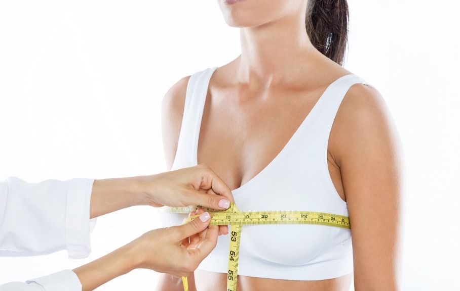 Mastopexia sem próteses: Remodelando a mama pequena com resultado natural