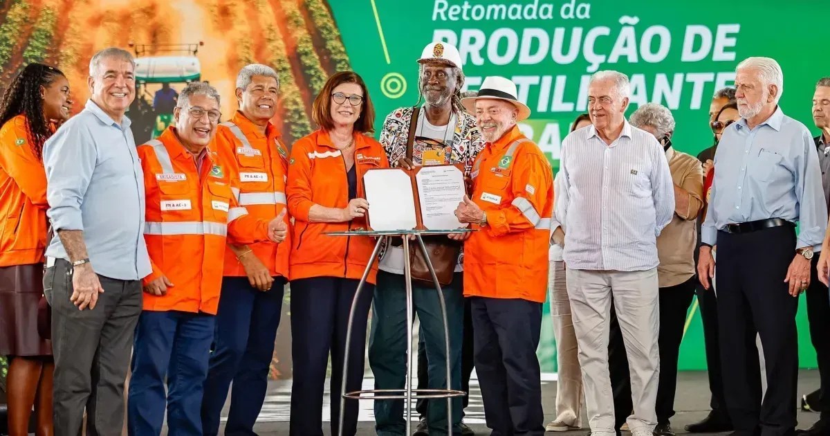 Lula defende produção nacional de fertilizantes para diminuir dependência externa