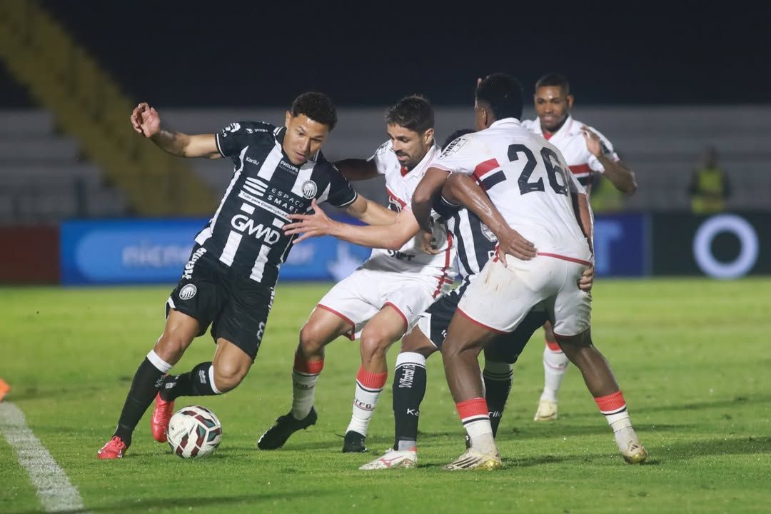 Botafogo-SP vira sobre Operário-PR e encerra jejum de 10 jogos na Série B