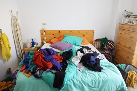 Seu quarto vive bagunçado Veja o que a psicologia diz sobre esse hábito