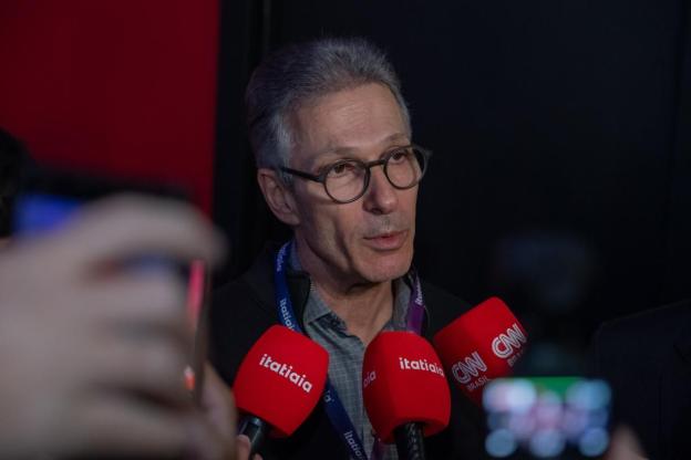 Zema diz que evolução patrimonial vem de empresas que ele ajudou a criar