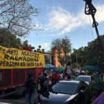 Manifestações de direita e esquerda tomam a Câmara de BH em meio à homenagem a Flávio