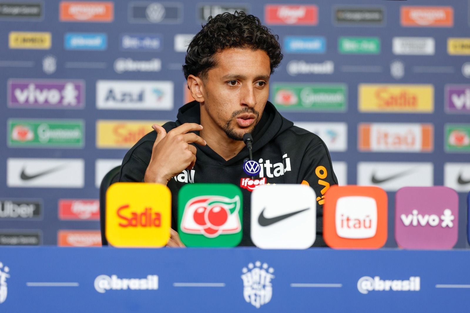 Titular da Seleção avalia amadurecimento e revela reação por capitania na Copa