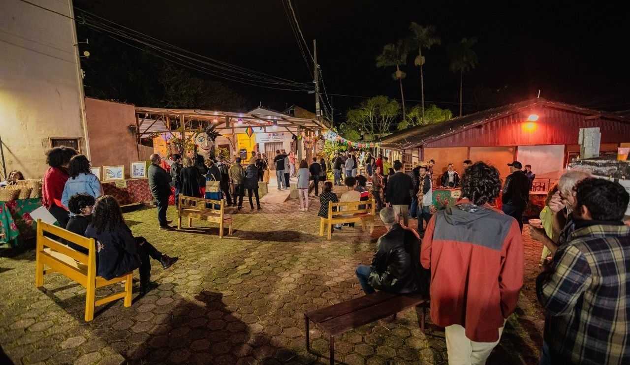 Feira de Ofícios em Mariana terá arte de rua, painel ao vivo e apresentações culturais