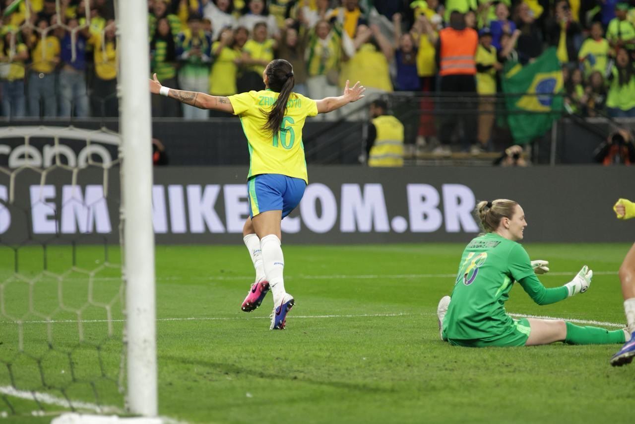 Com dois gols em três minutos, Seleção Brasileira Feminina vence EUA em amistoso