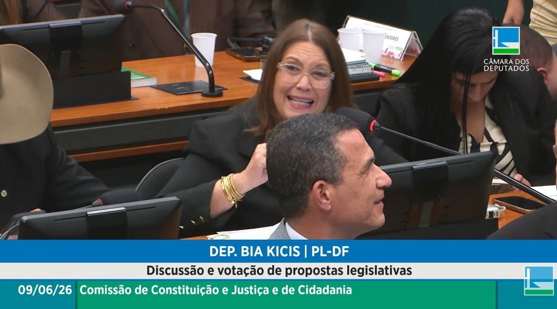 CCJ adia votação de PEC que reduz maioridade penal para 16 anos
