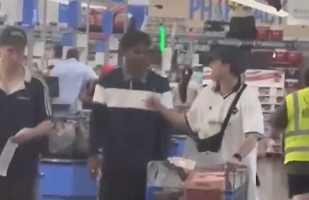 Yamal é visto em hipermercado nos EUA e viraliza nas redes