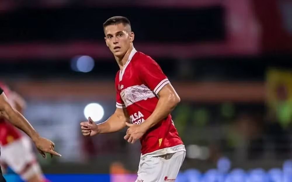 Volante tem empréstimo finalizado com o CRB e voltará ao Vasco