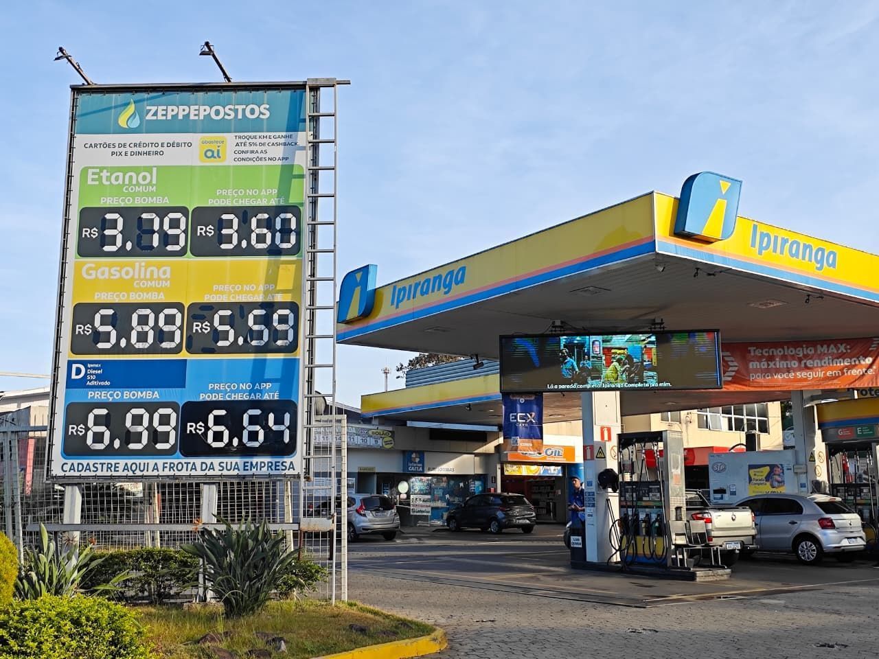 Postos na Região Oeste de BH sobem preço da gasolina