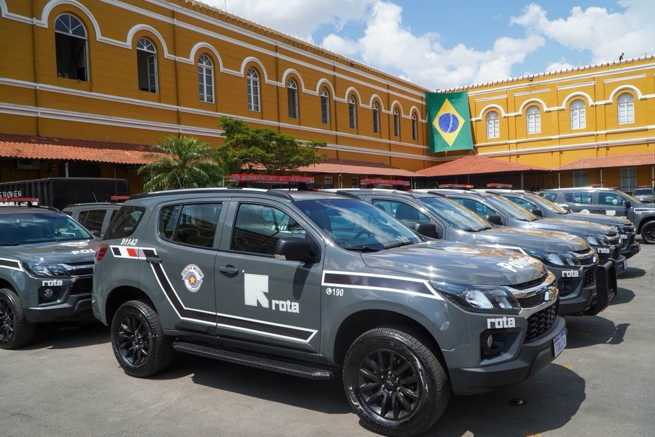 Tropa de Choque da PM faz grande operação para combater roubos e tráfico de drogas em SP