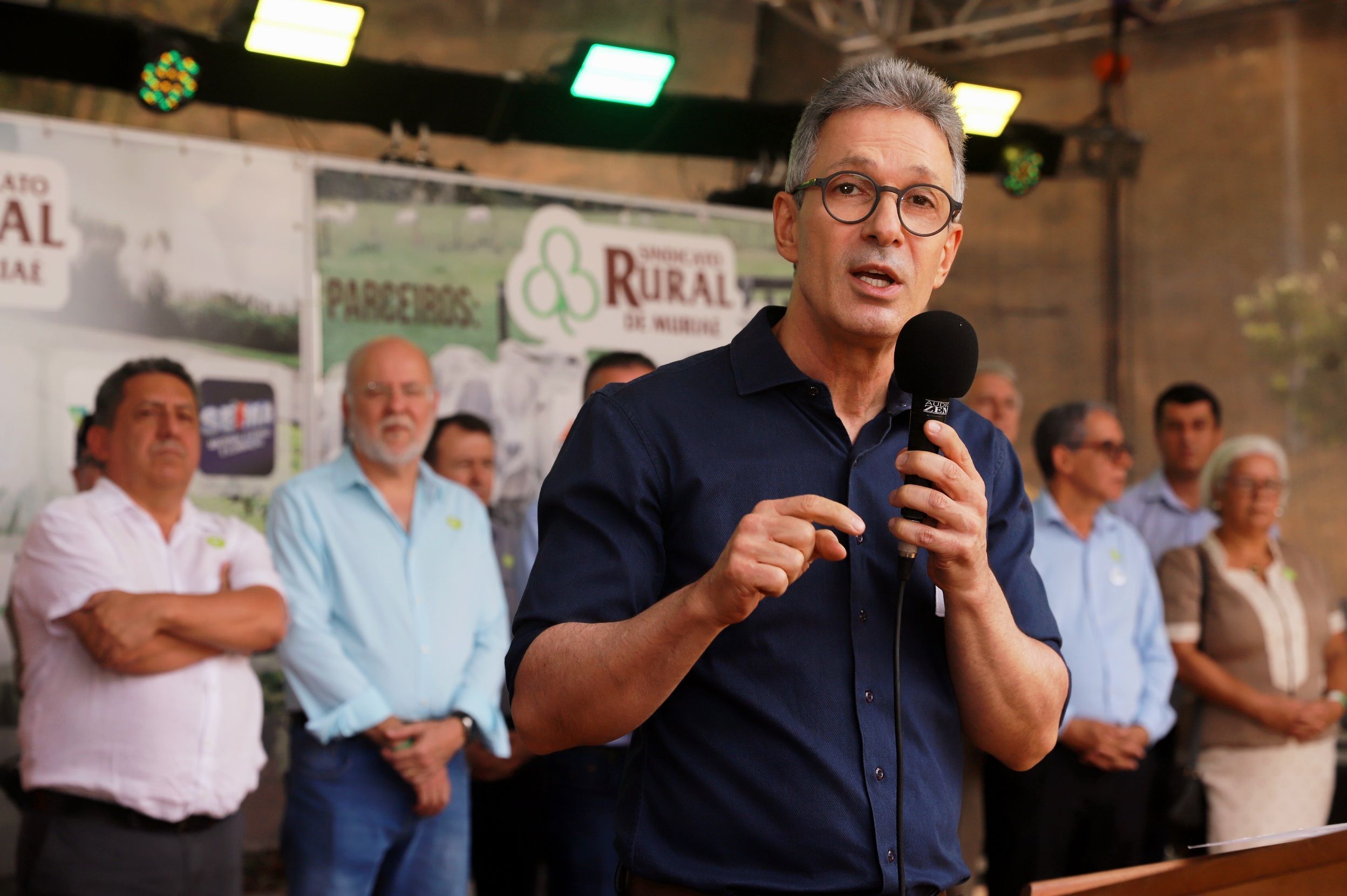 Filiados do Novo organizam caravana pró-Zema em SC após 'desconvite' do ex-governador