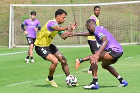 América em treino na manhã desta sexta-feira (12), realizado no CT Lanna Drumond - Contagem - MG