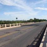 Produtores rurais organizam manifestação cobrando soluções para ponte da Barra do Guaicuí