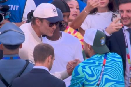 Neymar e Tom Brady • Reprodução/Globo
