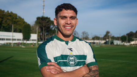 Brian Ocampo é o novo reforço do Coritiba