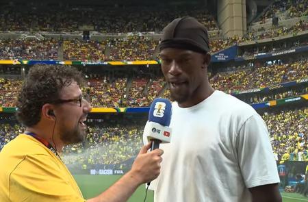 Jimmy Butler em entrevista à CazéTV