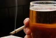 MG aumentou ICMS sobre cerveja e cigarro, mas deu isenção bilionária para empresas do ramo