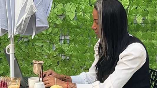 Cliente Daniele Santana, executiva comercial, destaca coragem em empreender no Brasil • Talyssa Lima/ Itatiaia