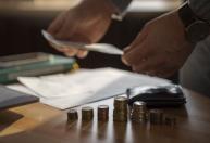 Como entender os juros do seu banco: glossário prático com exemplos reais