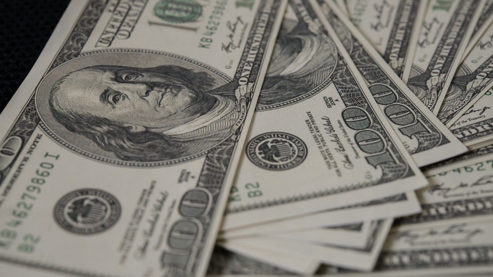 Quais são os impactos do dólar no seu bolso?
