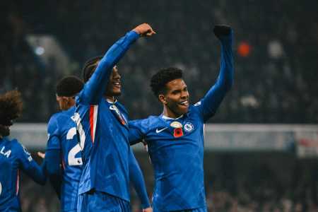 João Pedro e Estêvão jogam juntos no Chelsea • Divulgação/Chelsea