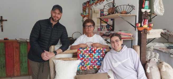 Filhos também trabalham com a mãe • Rômulo Ávila/Itatiaia