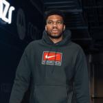 Giannis Antetokounmpo é envolvido em 'super troca' e fecha com o Miami Heat