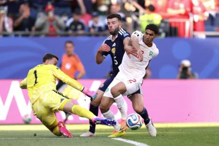 Hakimi em ação pelo Marrocos • Divulgação/Fifa