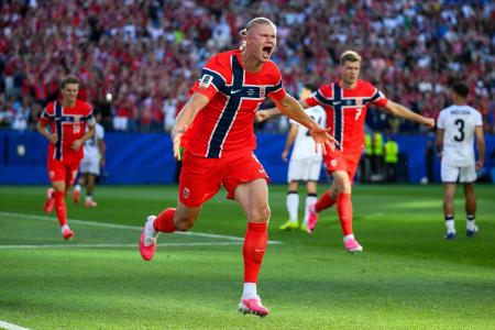 Haaland se destacou na estreia da Noruega na Copa do Mundo