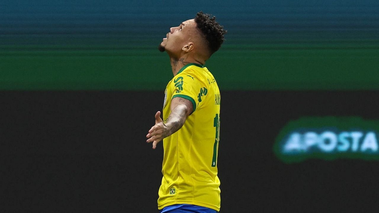 Palmeiras prepara 'titularidade' de Paulinho, e Abel renova esperanças pós-Copa