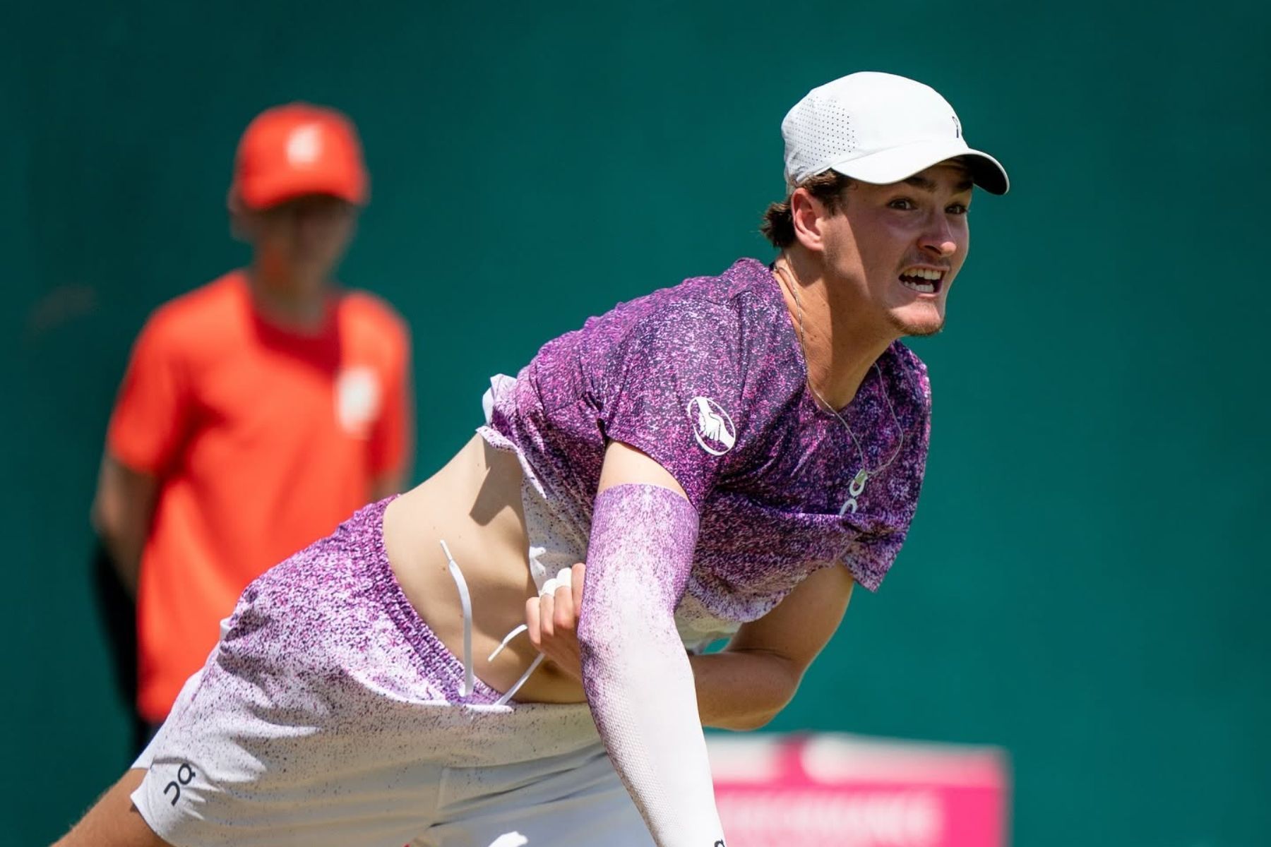 João Fonseca estreia em Wimbledon contra Bautista Agut para seguir ano 'dos sonhos'