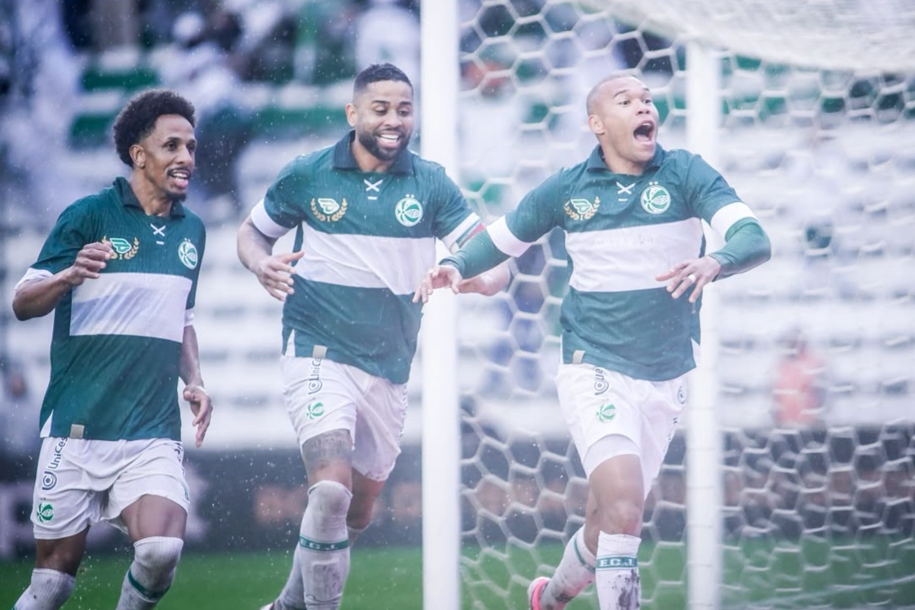 Sob ‘dilúvio’, Juventude vence Ceará e entra no G6 da Série B do Brasileiro