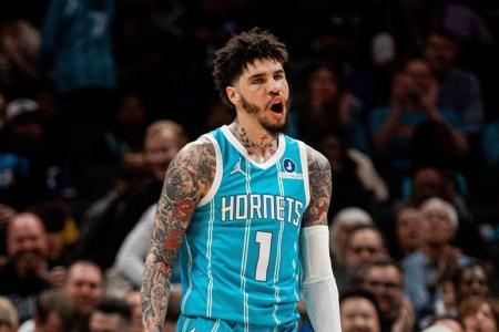 LaMelo Ball em ação pelo Charlotte Hornets na temporada 2025/2026 da NBA