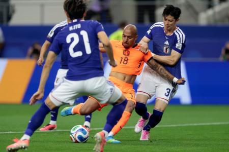 Lance de Holanda x Japão, pela Copa do Mundo de 2026 •