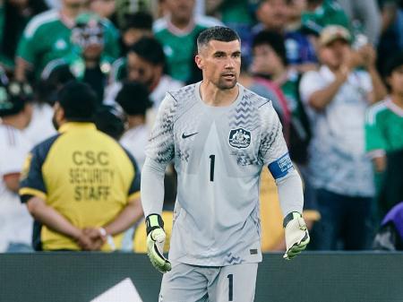 Mat Ryan, goleiro de 34 anos, é um dos atletas mais experientes da Austrália • Divulgação/X @Socceroos