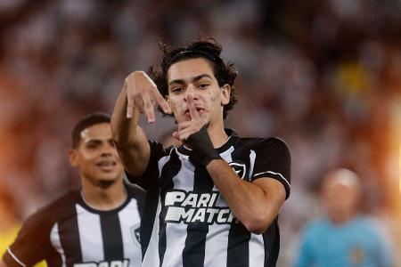 Matheus Nascimento surgiu como promessa do Botafogo