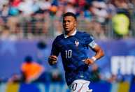 Mbappé supera Ronaldo e se isola como maior artilheiro em mata-matas de Copas