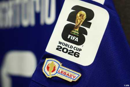 Camisa de Nagatomo com o patch "Legacy" na Copa de 2026 • Divulgação/jfa_samuraiblue