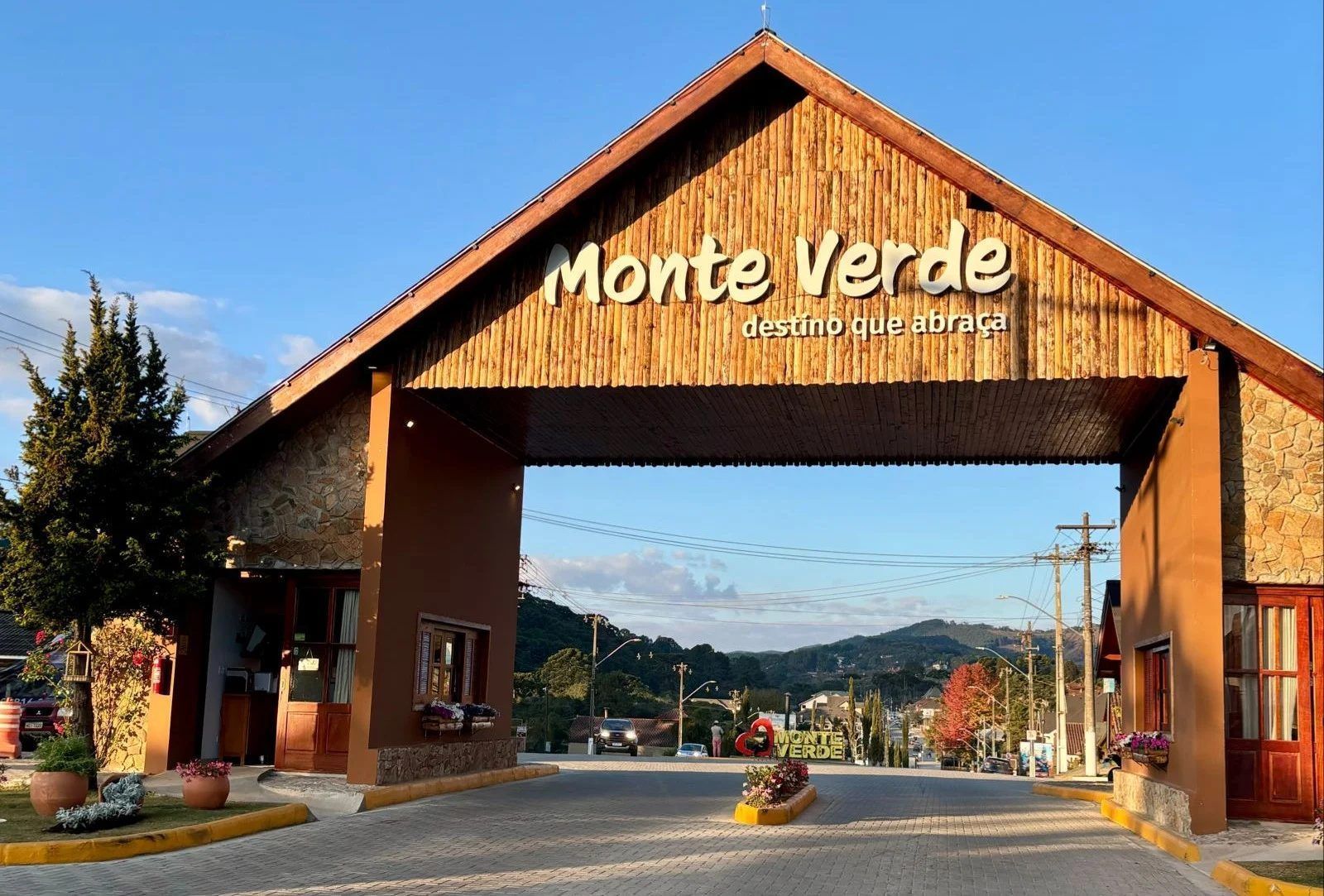 Monte Verde passa a cobrar taxa ambiental de turistas a partir de julho; entenda a medida