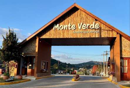 Portal de entrada de Monte Verde, distrito de Camanducaia (MG)