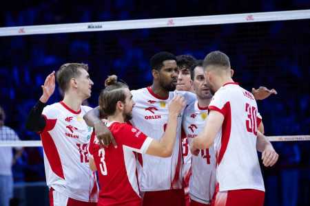 Polônia e Argentina protagonizaram o set mais longo já registrado na competição, com vitória argentina por 50 a 48 na primeira parcial, disputada ao longo de 62 minutos