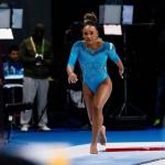 Após dois anos de pausa, Rebeca Andrade retorna aos ginásios e é ouro no Pan do Rio