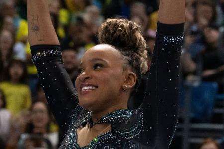 Rebeca Andrade em ação no seu retorno após quase dois anos