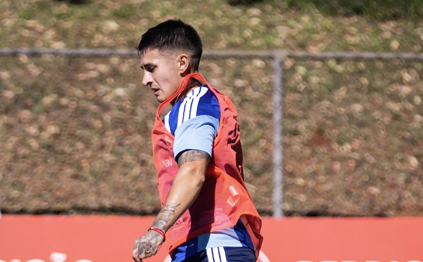 Vai para Cruzeiro x Defensor-URU? Rojas revela se tem condições de jogo