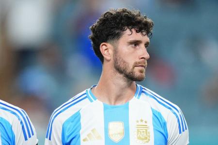 Senesi, zagueiro do Tottenham e agora da Argentina na Copa do Mundo de 2026