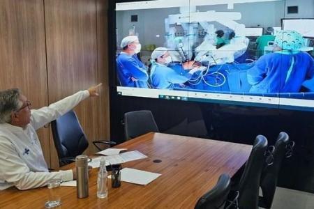 Primeira telecirurgia oncológica robótica de longa distância feita pelo SUS