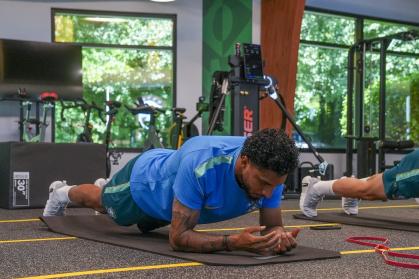 Ederson em atividade na Seleção Brasileira