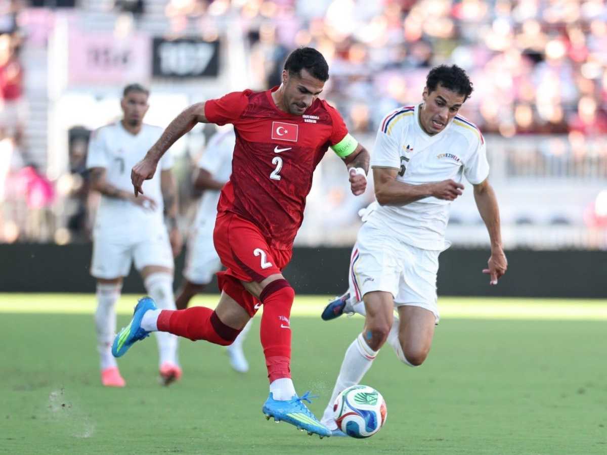 Turquia vence Venezuela de virada em último amistoso antes da Copa do Mundo | Rádio Itatiaia
